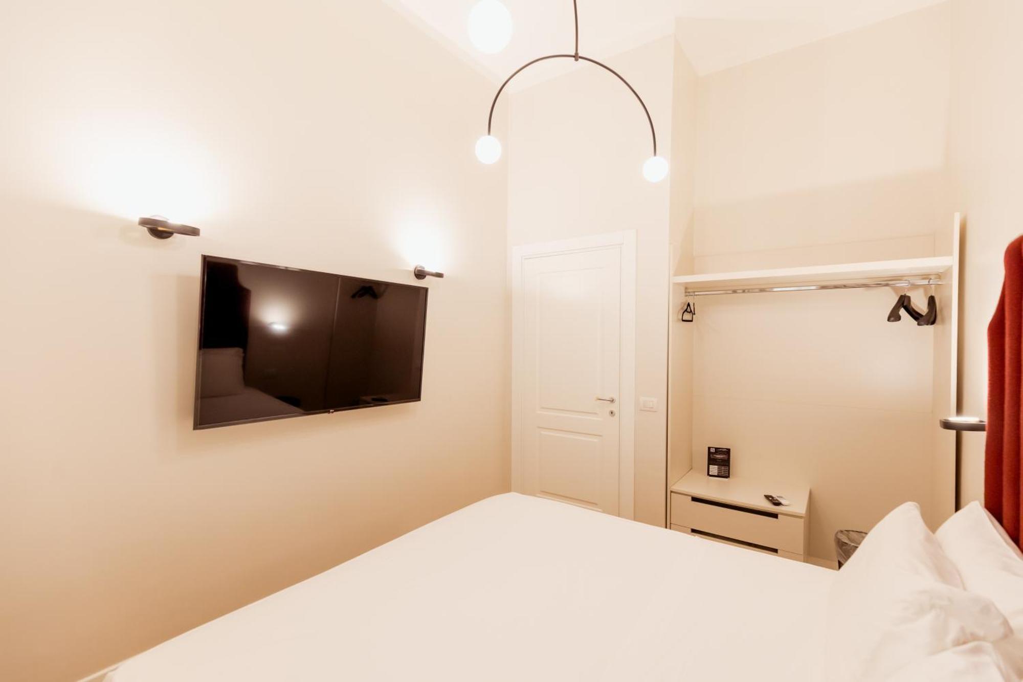 Residenza Umberto I Hotel Naples Luaran gambar