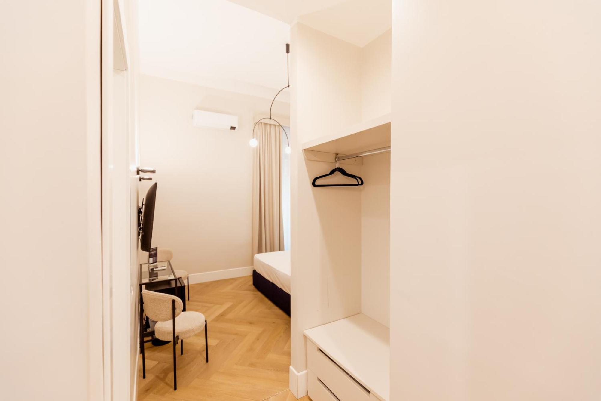 Residenza Umberto I Hotel Naples Luaran gambar